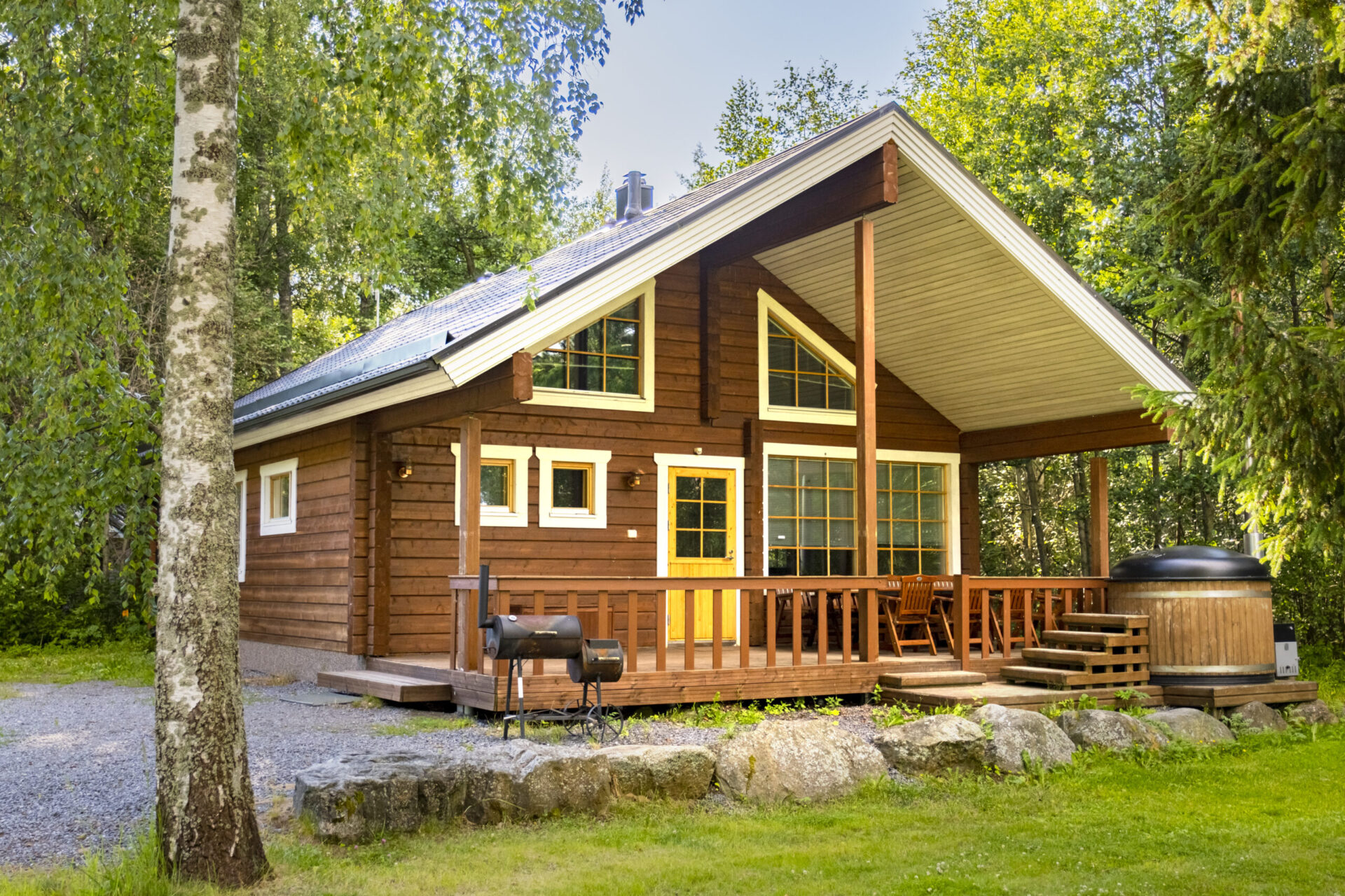 Summer rental cabin, holiday cottage front view